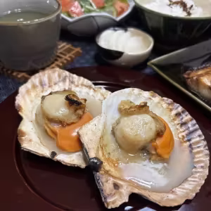 Grilled Scallops in Soy Butter Sauce