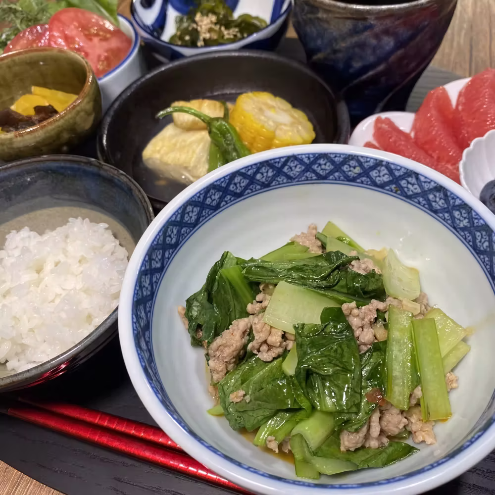 Spicy Tofu and Komatsuna Stir-Fry