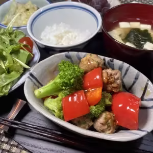 Sweet and Sour Meatballs