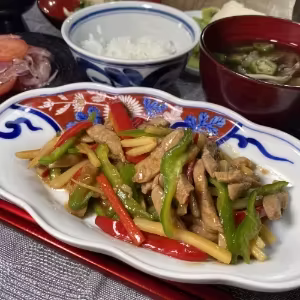 Shredded Pork with Bell Peppers