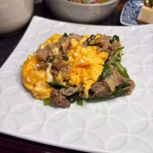 Garlic Pork & Chive Stir-Fry