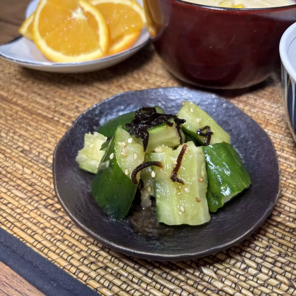 Cucumber with salted Kombu