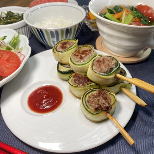 Hamburger Skewers Wrapped with Zucchini