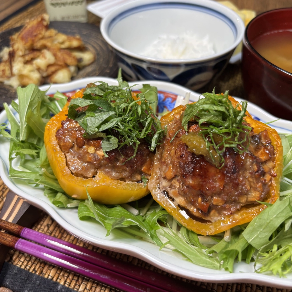 Stuffed Bell Peppers with Mushroom and Yuzu-Kosho Beef