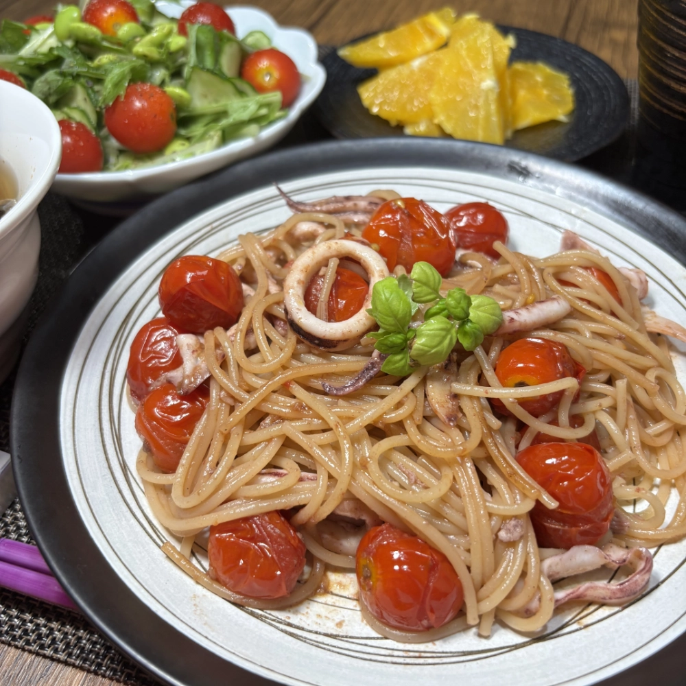 Squid and Tomato Anchovy Garlic Pasta