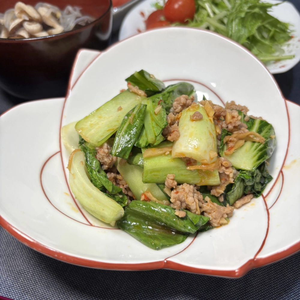 Spicy Sautéed Pork and Bok Choy Stir-Fry
