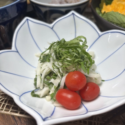 Daikon–Herb Slaw