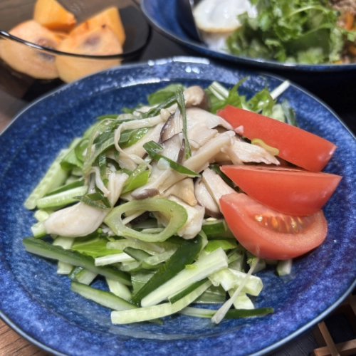 Mushroom & Scallion Aglio Olio Salad