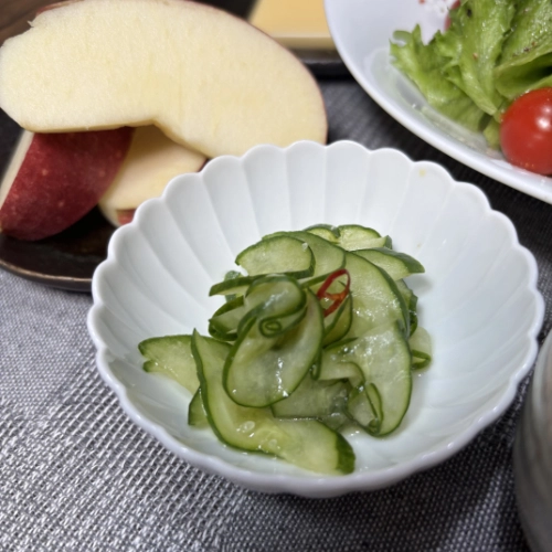 Cucumber Tossed with Kelp Tea
